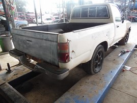 1992 Toyota Truck White Standard Cab 2.4L MT 2WD #Z22741